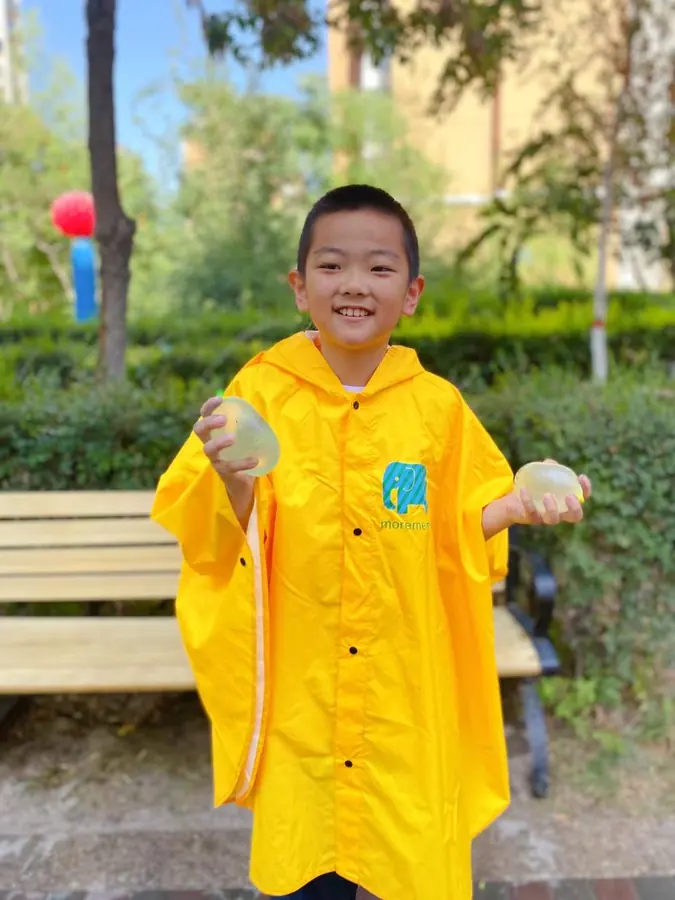 户外水仗游戏